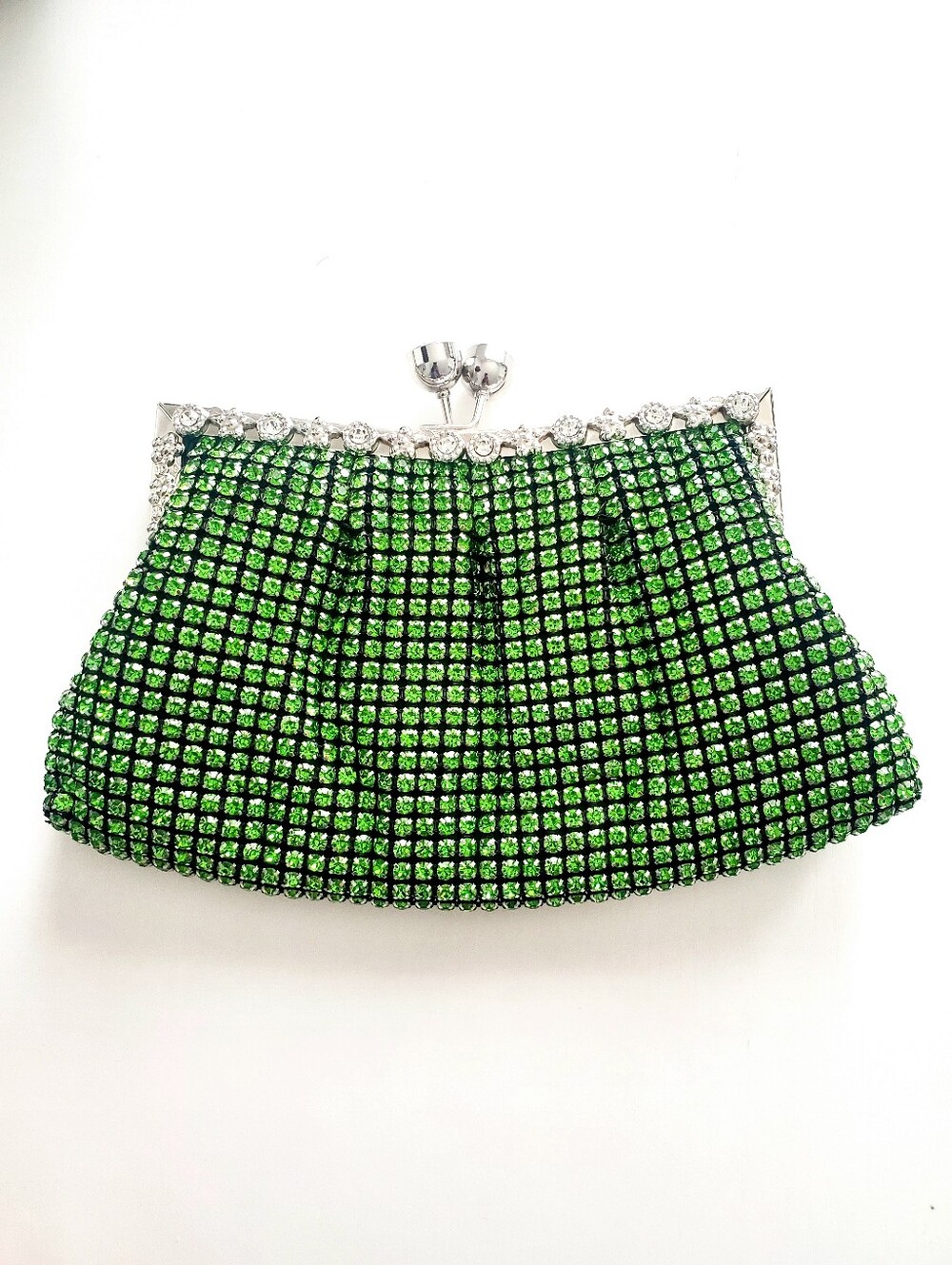 Elegant Green Crystal Clutch With Shoulder Strap - Picture 1 of 5